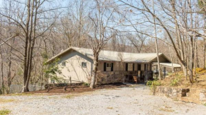 Little Smokys Retreat , 5 Bedroom , Only 10 min to Gatlinburg and Pigeon Forge!